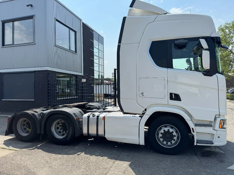Scania R580 V8 NGS 6X4 EURO 6 RETARDER - Влекач: снимка 4 Scania R580 V8 NGS 6X4 EURO 6 RETARDER - Влекач: снимка 4