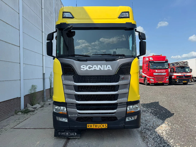Scania S450 NGS 4X2 EURO 6 RETARDER SKIRTS SPOILERS 4 UNITS AVAILABLE - Влекач: снимка 4 Scania S450 NGS 4X2 EURO 6 RETARDER SKIRTS SPOILERS 4 UNITS AVAILABLE - Влекач: снимка 4