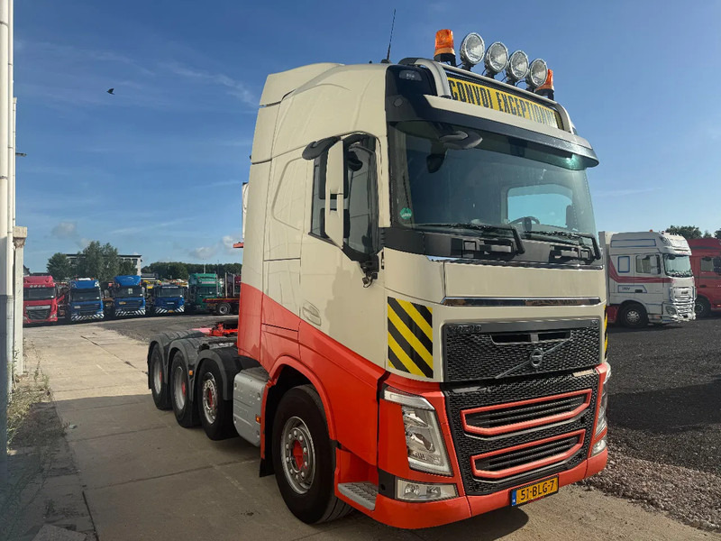 Volvo FH 13.540 8X4, 150 TON, INTARDER, 566862 KM - Влекач: снимка 3 Volvo FH 13.540 8X4, 150 TON, INTARDER, 566862 KM - Влекач: снимка 3