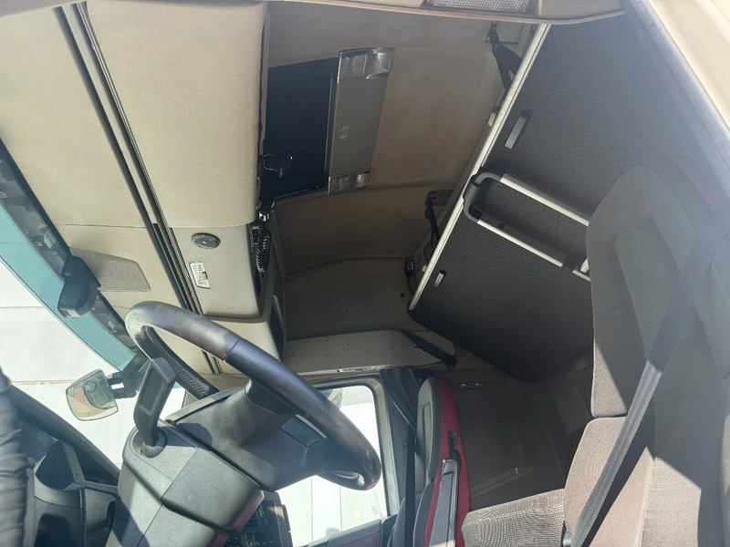 Лизинг на Volvo FH 13.540 8X4, 150 TON, INTARDER, 566862 KM Volvo FH 13.540 8X4, 150 TON, INTARDER, 566862 KM: снимка 10