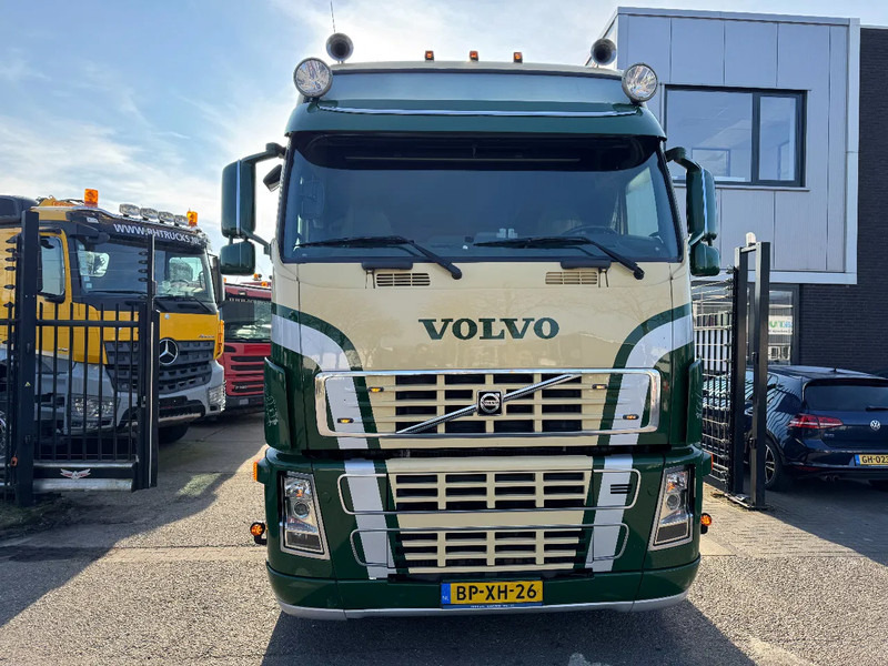 Volvo FH 16.550 4X2 - EURO 3 + FULL SPOILER + MANUAL GEAR - Влекач: снимка 2 Volvo FH 16.550 4X2 - EURO 3 + FULL SPOILER + MANUAL GEAR - Влекач: снимка 2