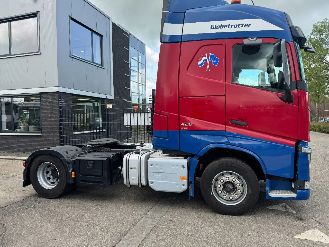 Volvo FH 420 4X2 SPOILERS STANDKLIMA EURO 6 2017 - Влекач: снимка 4 Volvo FH 420 4X2 SPOILERS STANDKLIMA EURO 6 2017 - Влекач: снимка 4