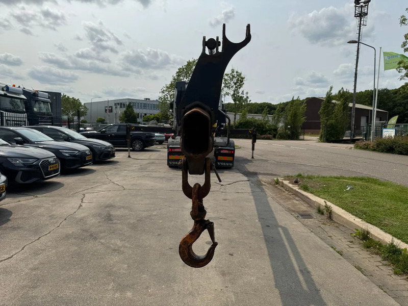 Влекач Volvo FH 460 6X2 PALFINGER 2300 + REMOTE CONTROL: снимка 8 Влекач Volvo FH 460 6X2 PALFINGER 2300 + REMOTE CONTROL: снимка 8