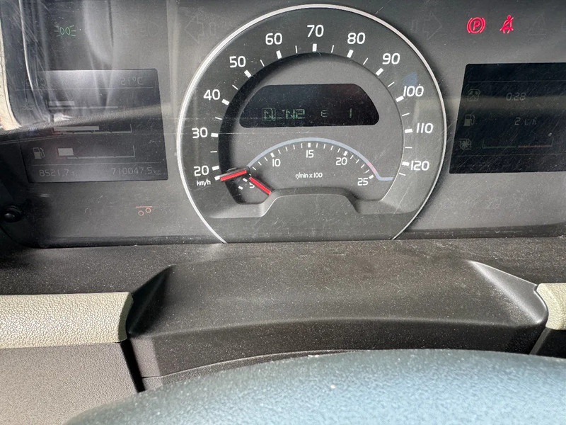 Влекач Volvo FH 460 6X2 PALFINGER 2300 + REMOTE CONTROL: снимка 15 Влекач Volvo FH 460 6X2 PALFINGER 2300 + REMOTE CONTROL: снимка 15