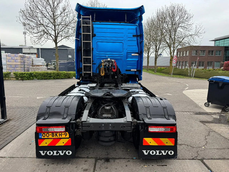 Volvo FM 370 4X2 EURO 6 SKIRTS TÜV TILL 10-2025 - Влекач: снимка 5 Volvo FM 370 4X2 EURO 6 SKIRTS TÜV TILL 10-2025 - Влекач: снимка 5