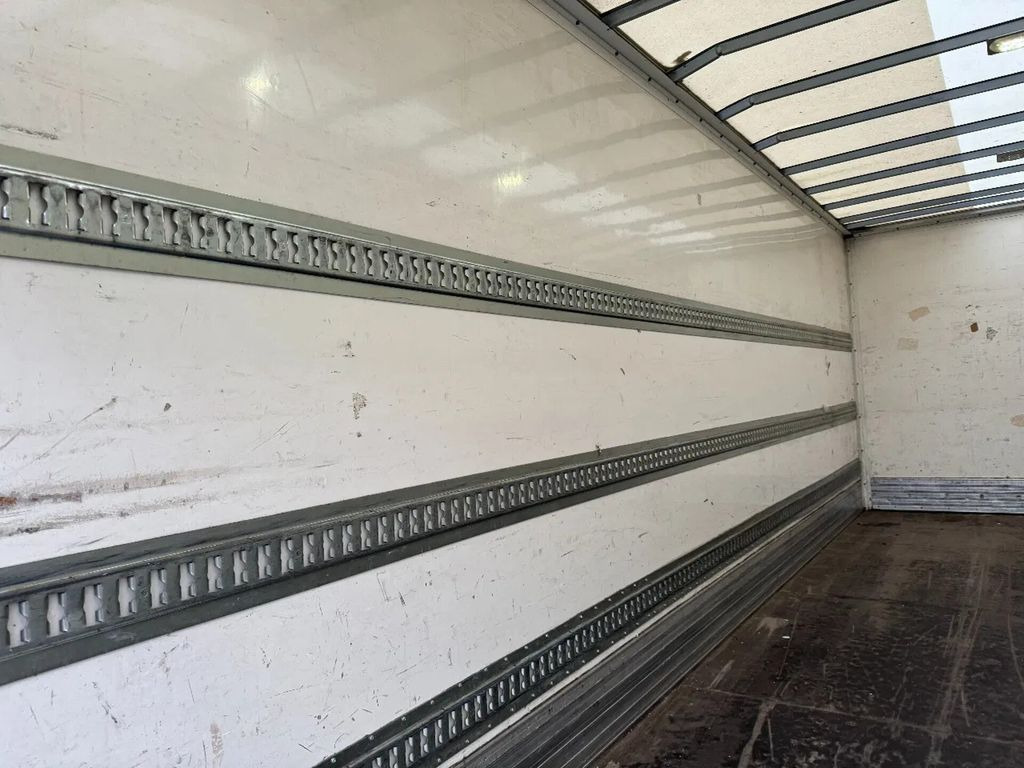 Камион фургон Volvo FE 280 4X2 EURO 6 TÜV TILL 01-2026: снимка 10