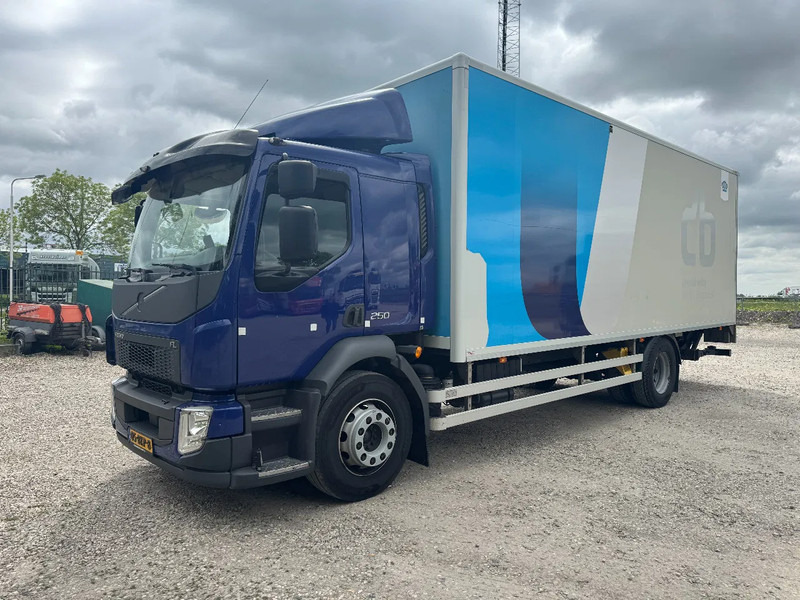 Volvo FL 250 4X2 3 UNITS CARGO LOCK + DHOLLANDIA LIFT TÜV TILL 03-2026 - Камион фургон: снимка 5 Volvo FL 250 4X2 3 UNITS CARGO LOCK + DHOLLANDIA LIFT TÜV TILL 03-2026 - Камион фургон: снимка 5