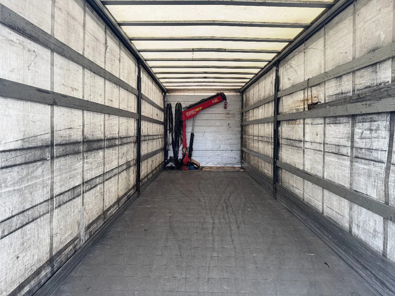Volvo FL 250 4X2 EURO 6 + FASSI MICRO M25A.12 - Камион с брезент, Камион с кран: снимка 5 Volvo FL 250 4X2 EURO 6 + FASSI MICRO M25A.12 - Камион с брезент, Камион с кран: снимка 5