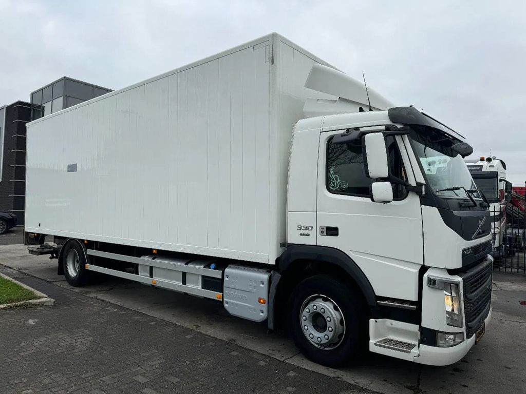 Volvo FM 330 4X2 - EURO 6 + DHOLLANDIA LIFT + ONLY 500 - Камион фургон: снимка 3 Volvo FM 330 4X2 - EURO 6 + DHOLLANDIA LIFT + ONLY 500 - Камион фургон: снимка 3