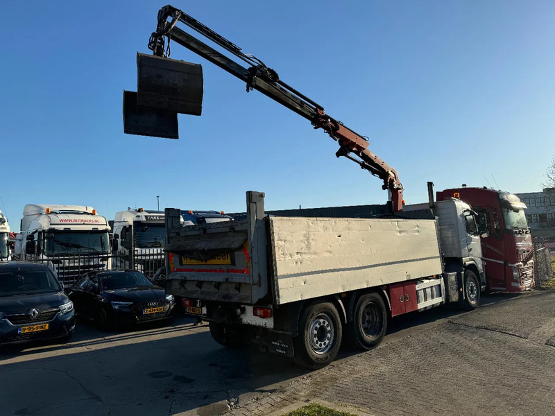 Volvo FM 330 6X2 - EURO 5 + ATLAS 126.3E A2 + REMOTE + LIFT/STEERING AXLE + TÜV 08-2025 - Самосвал камион, Камион с кран: снимка 5 Volvo FM 330 6X2 - EURO 5 + ATLAS 126.3E A2 + REMOTE + LIFT/STEERING AXLE + TÜV 08-2025 - Самосвал камион, Камион с кран: снимка 5