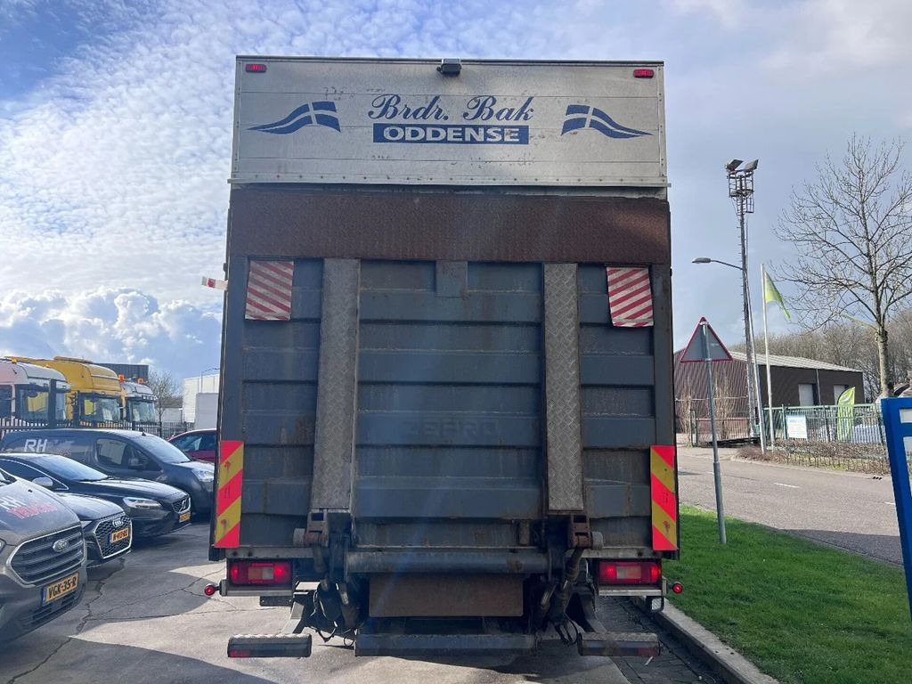 Volvo FM 370 4X2 EURO5 720x250x273 LOAD-LIFT - Камион с брезент: снимка 5 Volvo FM 370 4X2 EURO5 720x250x273 LOAD-LIFT - Камион с брезент: снимка 5