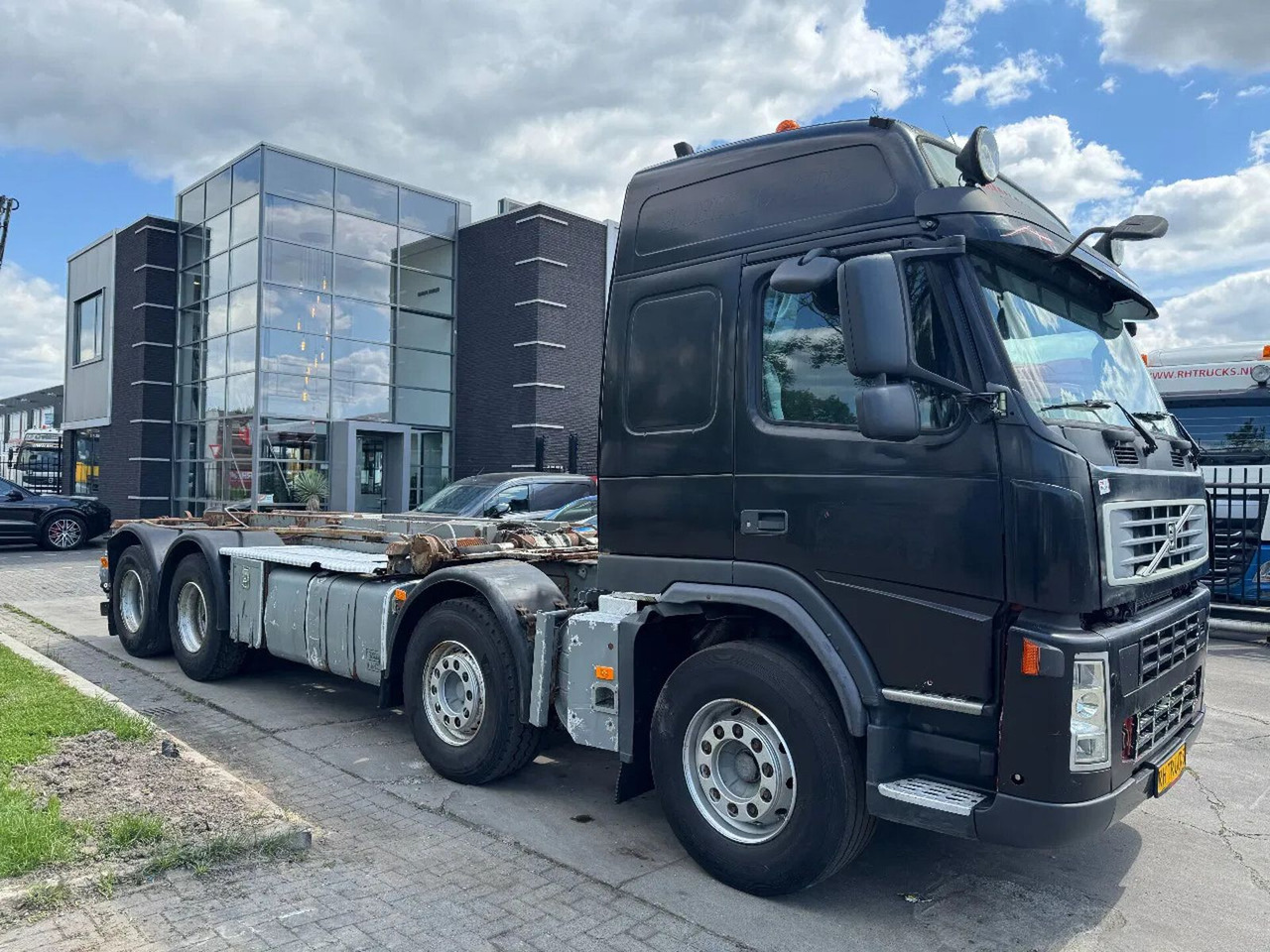 Volvo FM 440 8X4 EURO 5 + CABELLIFT TIPPER - Мултилифт с кука камион: снимка 4 Volvo FM 440 8X4 EURO 5 + CABELLIFT TIPPER - Мултилифт с кука камион: снимка 4