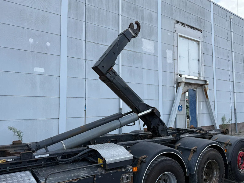 Volvo FMX 460 8X4 + PALFINGER 22 TON HOOKLIFT - Мултилифт с кука камион: снимка 3 Volvo FMX 460 8X4 + PALFINGER 22 TON HOOKLIFT - Мултилифт с кука камион: снимка 3