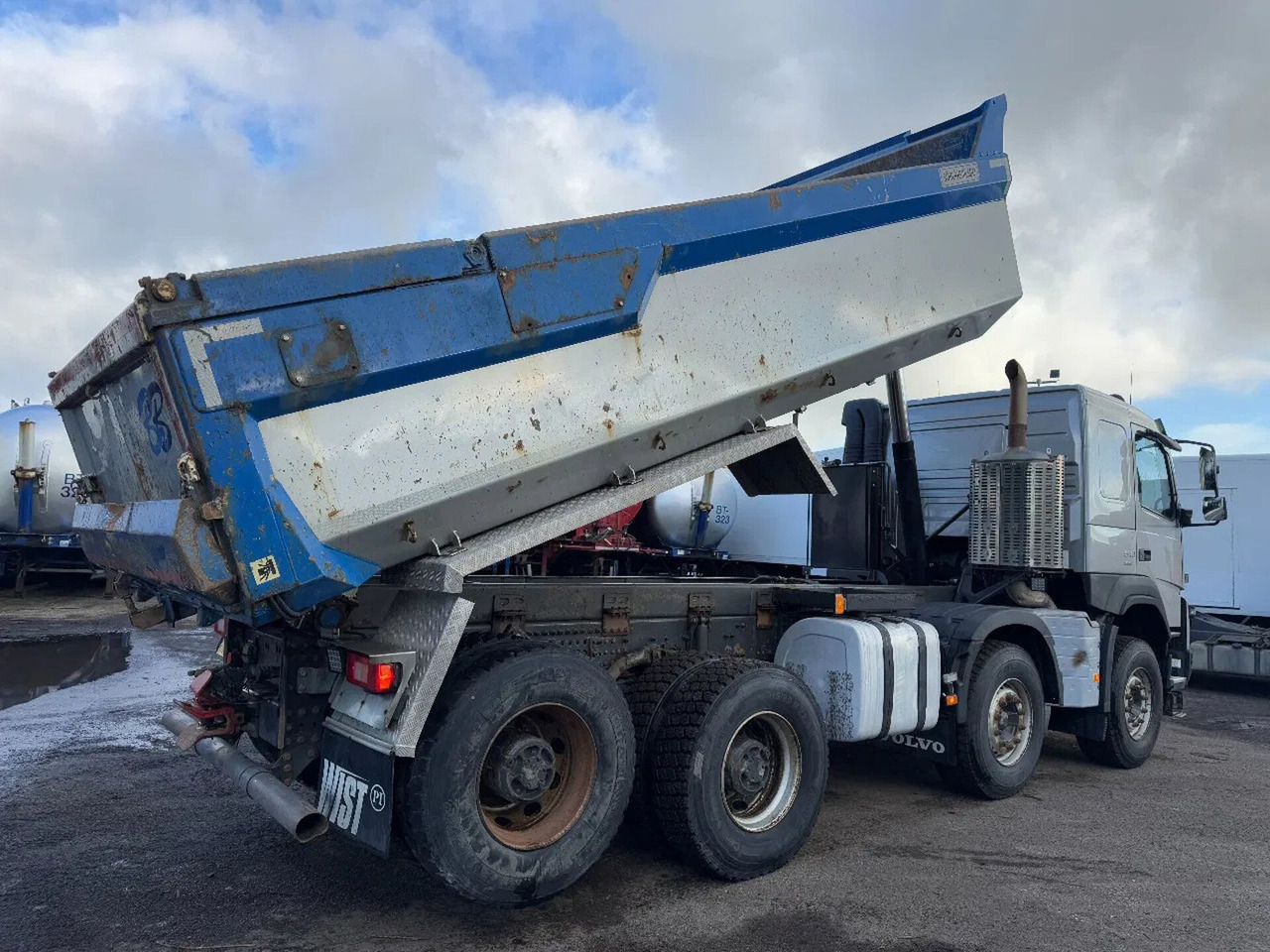 Volvo FMX 540 8X4 - EURO 6 + KIPPER + LIFTING AXLE Volvo FMX 540 8X4 - EURO 6 + KIPPER + LIFTING AXLE - Самосвал камион: снимка 4 Volvo FMX 540 8X4 - EURO 6 + KIPPER + LIFTING AXLE Volvo FMX 540 8X4 - EURO 6 + KIPPER + LIFTING AXLE - Самосвал камион: снимка 4