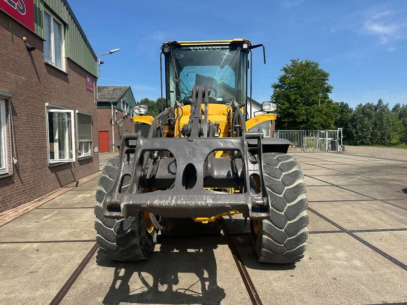 Volvo L60H , CE, 31359 HOURS, AUXILIARY HYDRAULICS, AIR CONDITIONER - Товарач: снимка 3 Volvo L60H , CE, 31359 HOURS, AUXILIARY HYDRAULICS, AIR CONDITIONER - Товарач: снимка 3