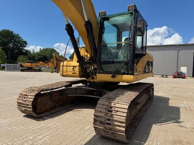CAT 323 D L - Верижен багер: снимка 4 CAT 323 D L - Верижен багер: снимка 4