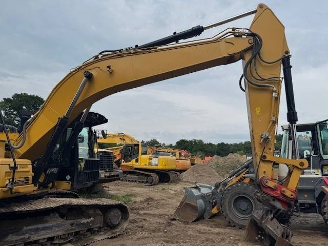 CAT 326 F L - Верижен багер: снимка 4 CAT 326 F L - Верижен багер: снимка 4