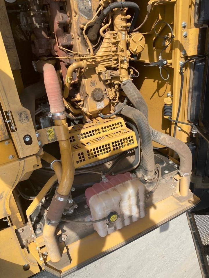 Верижен багер CAT 326 FL: снимка 9