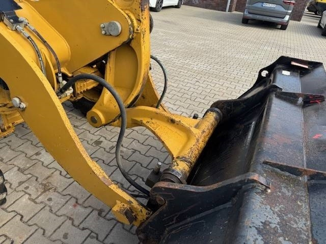 Колесен товарач CAT 908 H: снимка 6