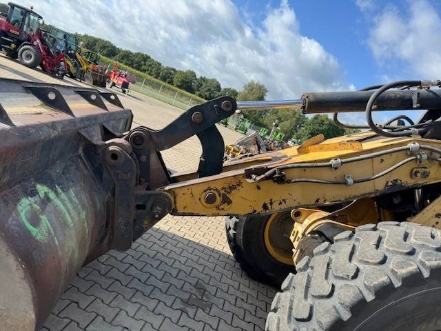 CAT 924 G - Колесен товарач: снимка 4 CAT 924 G - Колесен товарач: снимка 4