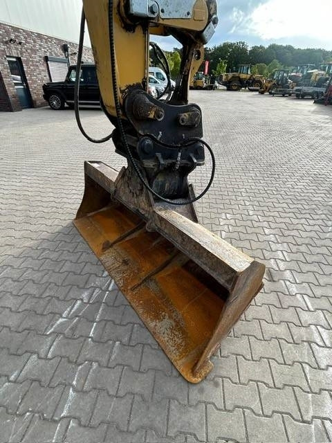 Колесен багер CAT M 318 F: снимка 15