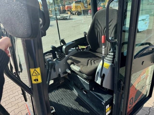 Мини багер Kubota KX 018-4: снимка 7
