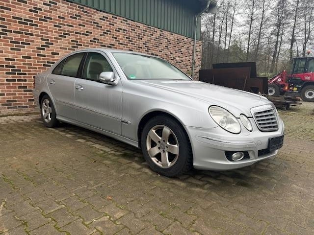 Mercedes-Benz E 280 CDI 4Matic - Лек автомобил: снимка 1 Mercedes-Benz E 280 CDI 4Matic - Лек автомобил: снимка 1