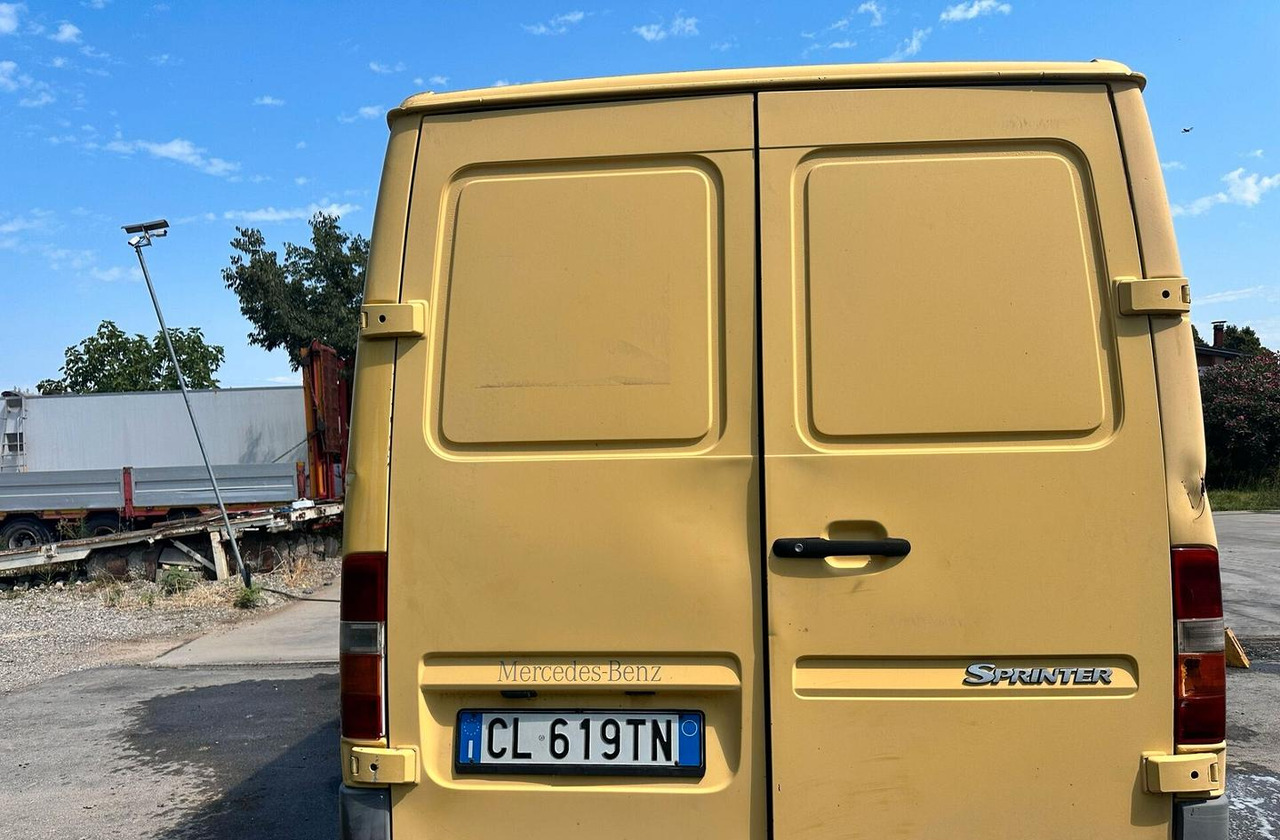 Furgone Mercedes Sprinter 211 - Товарен бус: снимка 5 Furgone Mercedes Sprinter 211 - Товарен бус: снимка 5