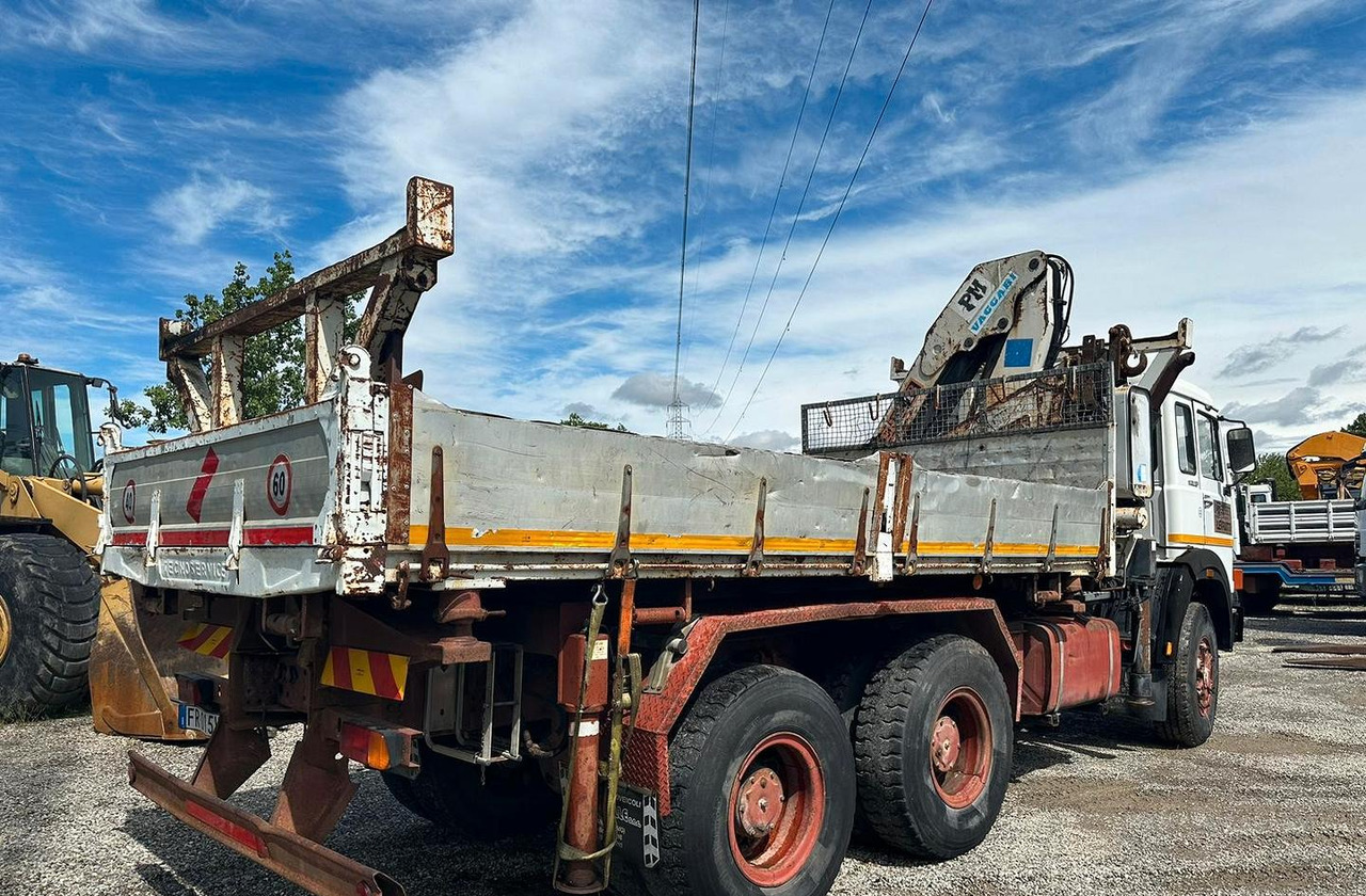 Iveco 330 26 con gru - Бордови камион, Камион с кран: снимка 4 Iveco 330 26 con gru - Бордови камион, Камион с кран: снимка 4