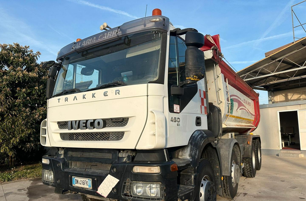 Iveco Trakker 450 4 assi euro 5 - Самосвал камион: снимка 2 Iveco Trakker 450 4 assi euro 5 - Самосвал камион: снимка 2