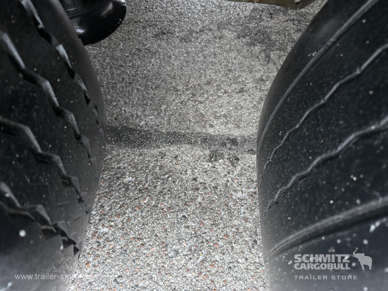 KRONE Curtainsider Standard - Брезентово полуремарке: снимка 4 KRONE Curtainsider Standard - Брезентово полуремарке: снимка 4