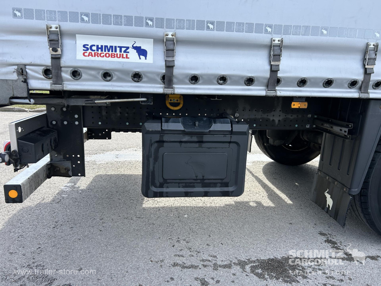 SCHMITZ Curtainsider Standard - Брезентово полуремарке: снимка 2 SCHMITZ Curtainsider Standard - Брезентово полуремарке: снимка 2