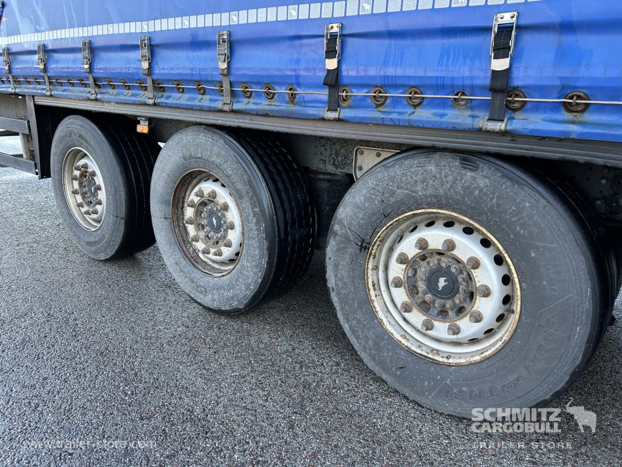 SCHMITZ Curtainsider Standard - Брезентово полуремарке: снимка 2 SCHMITZ Curtainsider Standard - Брезентово полуремарке: снимка 2
