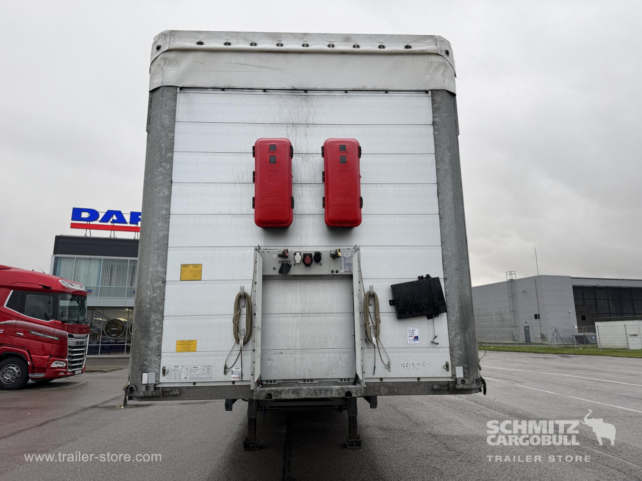 Брезентово полуремарке SCHMITZ Curtainsider Standard: снимка 11
