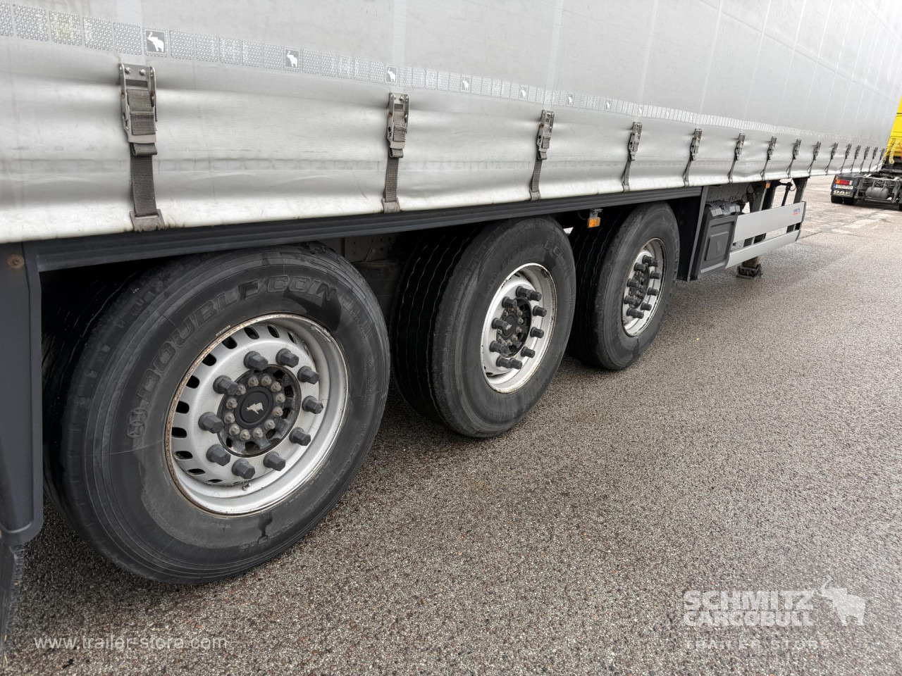SCHMITZ Curtainsider Standard - Брезентово полуремарке: снимка 3 SCHMITZ Curtainsider Standard - Брезентово полуремарке: снимка 3