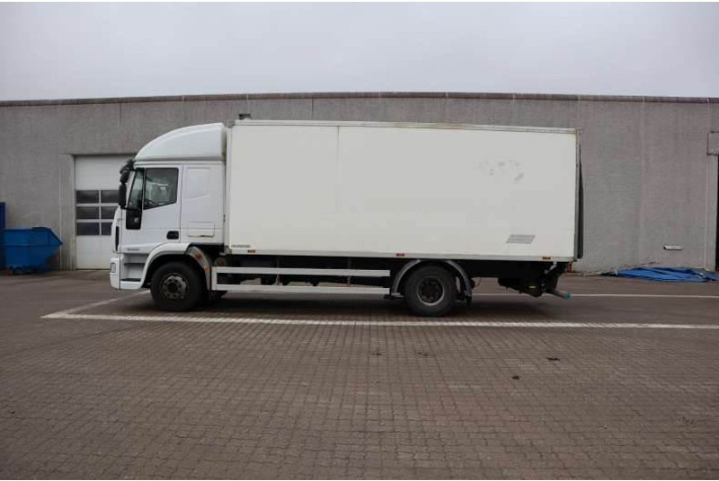 Iveco Eurocargo 4X2 Kasse-lift Afhentning - Камион фургон: снимка 5 Iveco Eurocargo 4X2 Kasse-lift Afhentning - Камион фургон: снимка 5