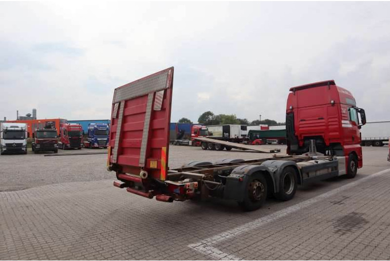 MAN TGX 26.440 EURO 6 - Контейнеровоз/ Сменна каросерия камион: снимка 3 MAN TGX 26.440 EURO 6 - Контейнеровоз/ Сменна каросерия камион: снимка 3