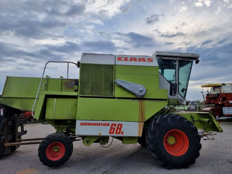 Claas 68s - Зърнокомбайн: снимка 4 Claas 68s - Зърнокомбайн: снимка 4