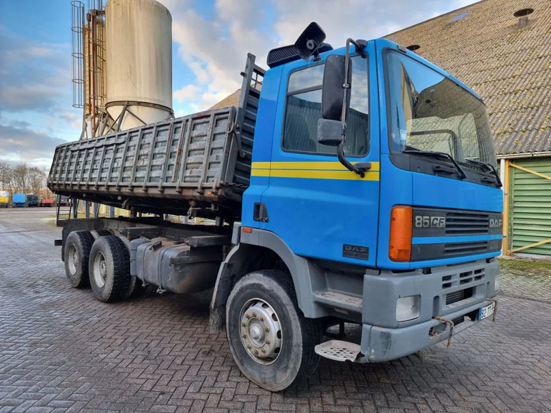 Самосвал камион DAF CF 85.430 6x4 - Full Steel - Manual Gear - Kipper: снимка 9