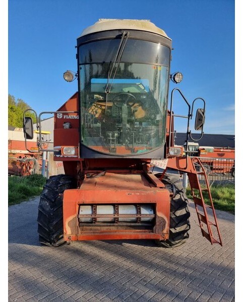 Laverda 3500 - Зърнокомбайн: снимка 2 Laverda 3500 - Зърнокомбайн: снимка 2