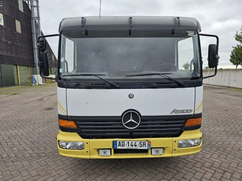 Mercedes-Benz Atego 918 - Камион с брезент: снимка 2 Mercedes-Benz Atego 918 - Камион с брезент: снимка 2