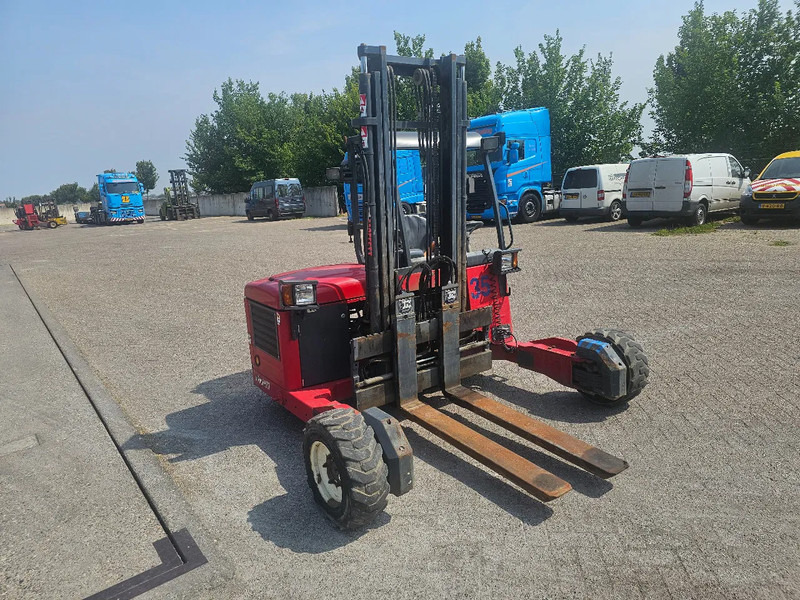 Moffett M4 20.4 RE4-45-1200-900 - Мотокар: снимка 3 Moffett M4 20.4 RE4-45-1200-900 - Мотокар: снимка 3