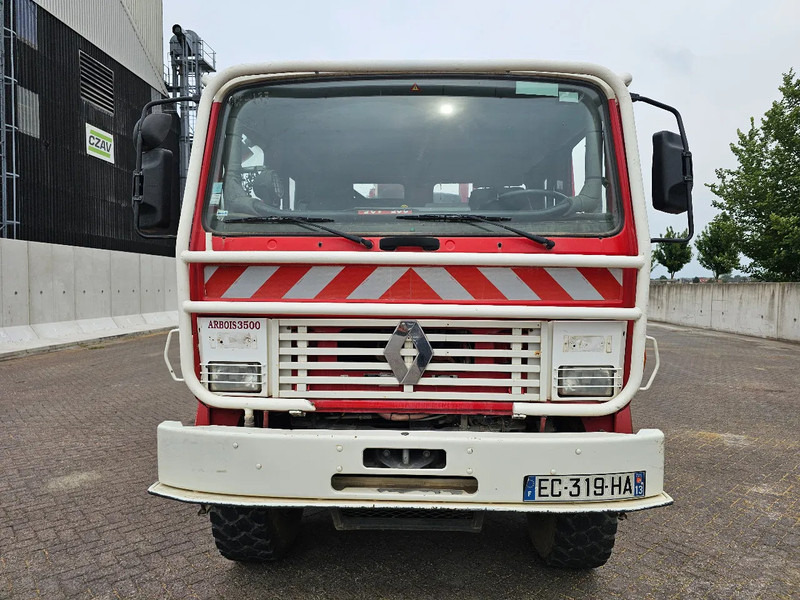 Renault M210 Arbois 3500L - Пожарна кола: снимка 2 Renault M210 Arbois 3500L - Пожарна кола: снимка 2
