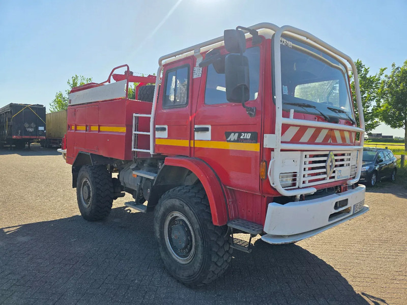 Renault Midliner 210 M210 - Пожарна кола: снимка 3 Renault Midliner 210 M210 - Пожарна кола: снимка 3