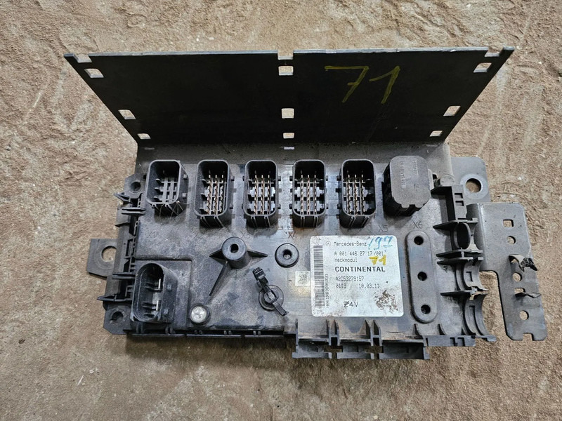Mercedes-Benz Continental Lightunit Heckmodul - A0014462717/001 - Резервни части за Камион: снимка 1 Mercedes-Benz Continental Lightunit Heckmodul - A0014462717/001 - Резервни части за Камион: снимка 1