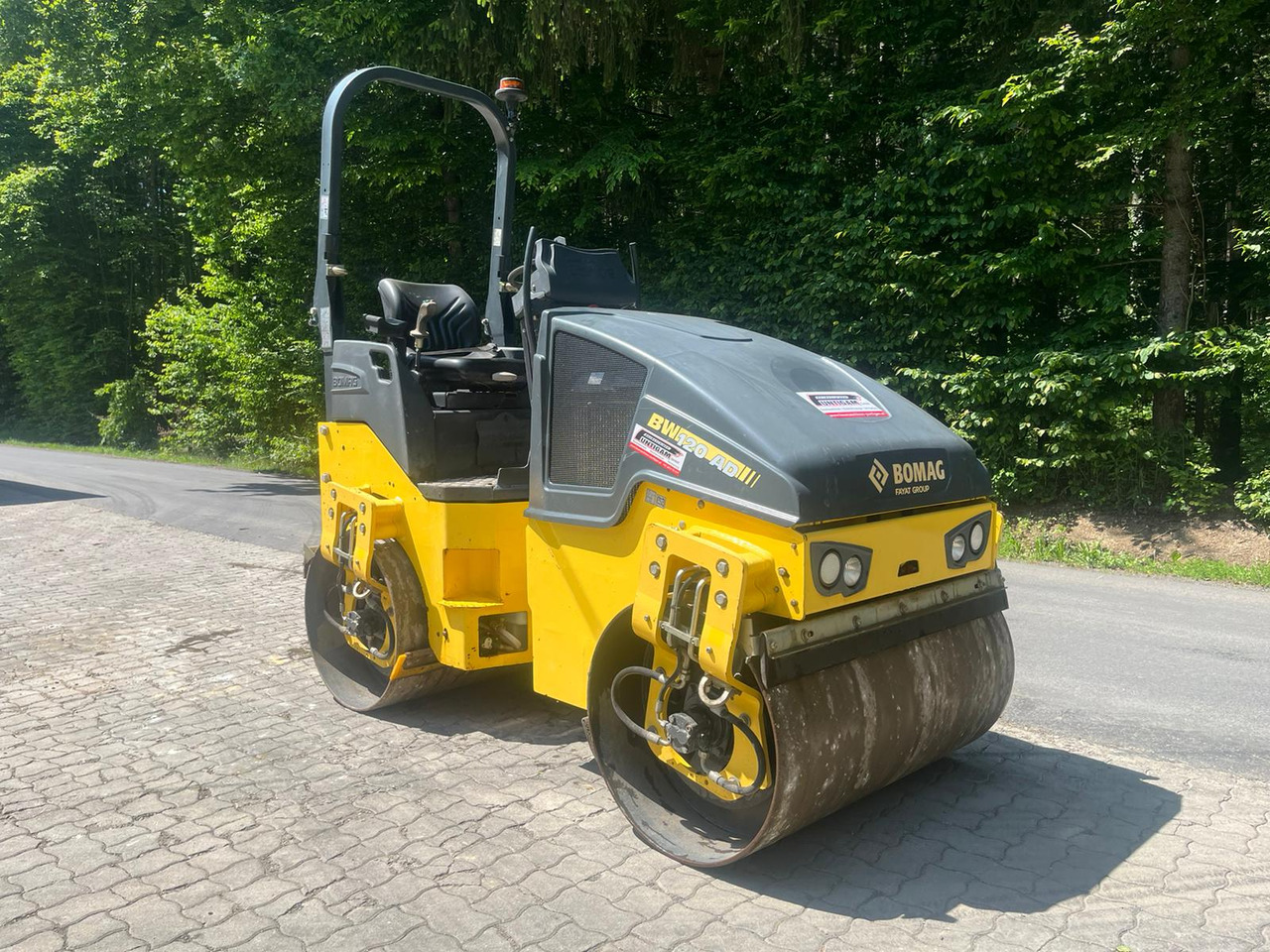 BOMAG BW 120 AD-5 - Мини валяк: снимка 4 BOMAG BW 120 AD-5 - Мини валяк: снимка 4
