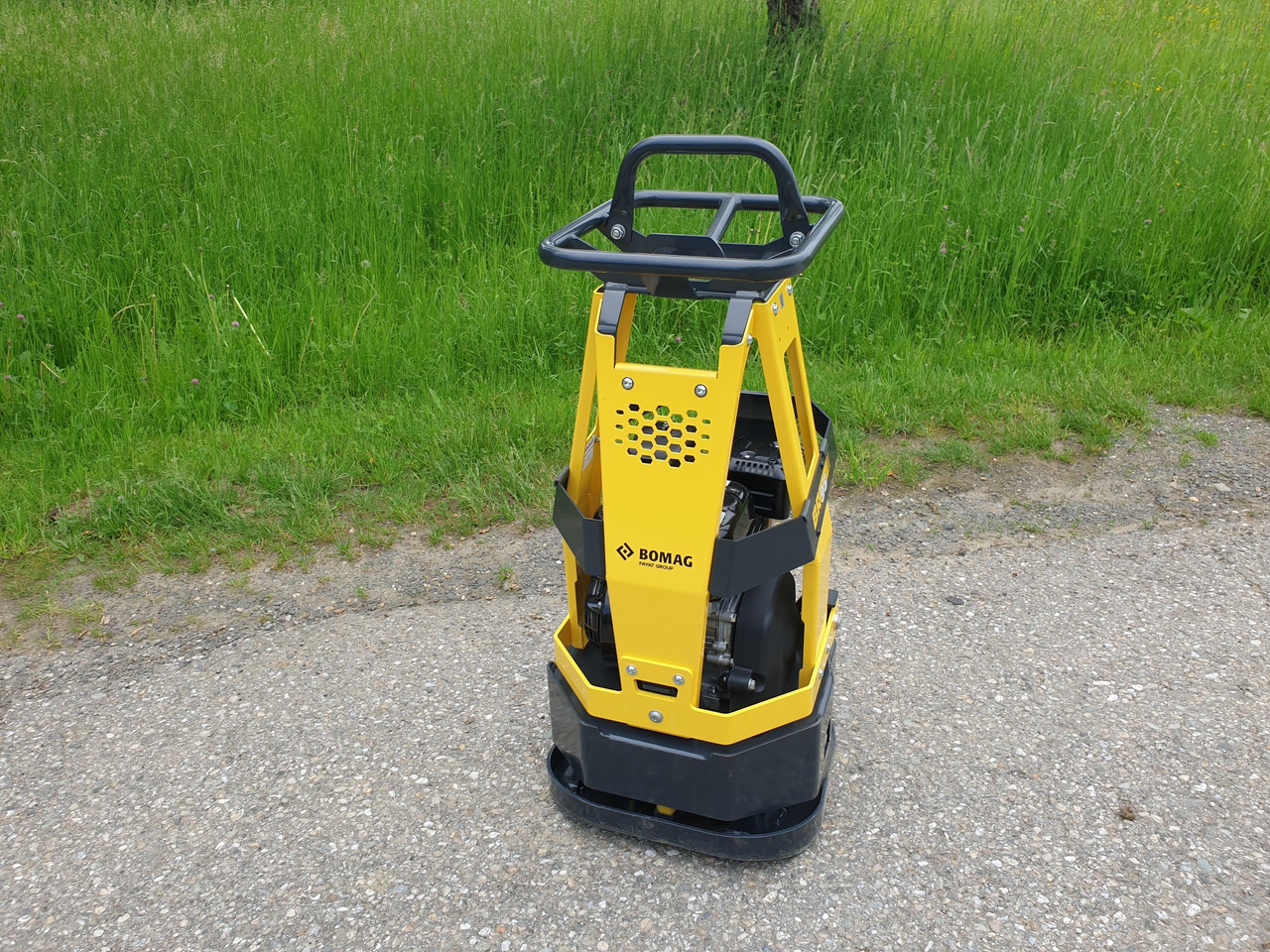 Bomag BR 95 - Виброплоча: снимка 1 Bomag BR 95 - Виброплоча: снимка 1