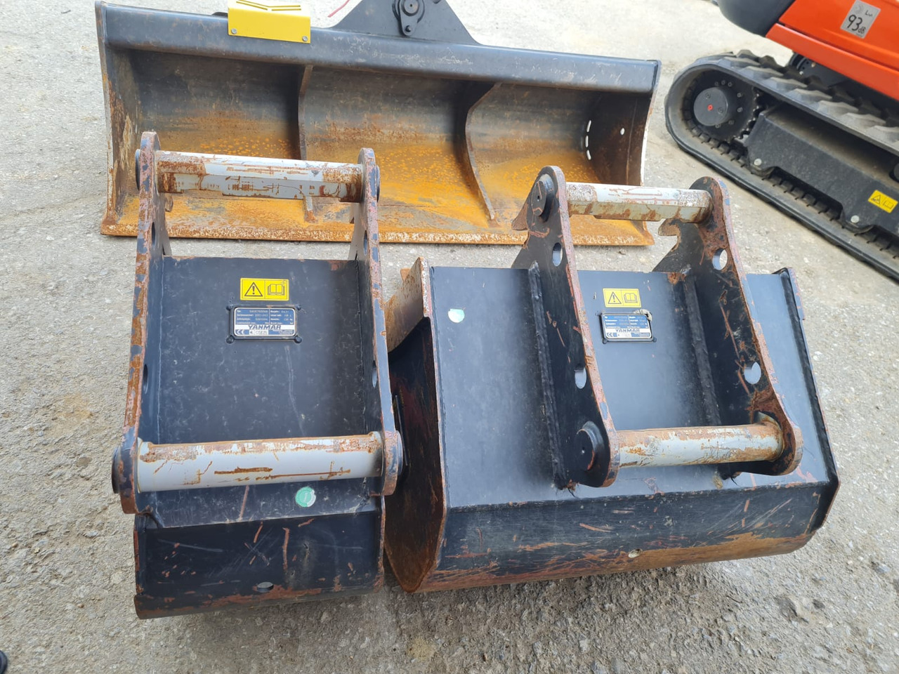 Bucket package for Yanmar B 95 W - Кофа за багер за Колесен багер: снимка 1 Bucket package for Yanmar B 95 W - Кофа за багер за Колесен багер: снимка 1