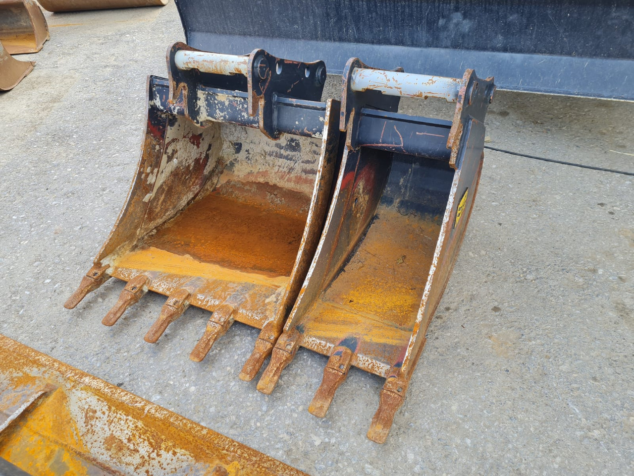Bucket package for Yanmar B 95 W - Кофа за багер за Колесен багер: снимка 2 Bucket package for Yanmar B 95 W - Кофа за багер за Колесен багер: снимка 2