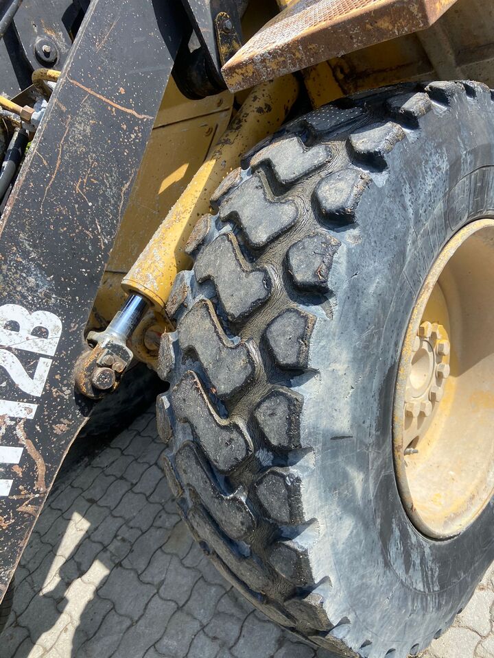 Колесен товарач CATERPILLAR IT 12 B: снимка 7